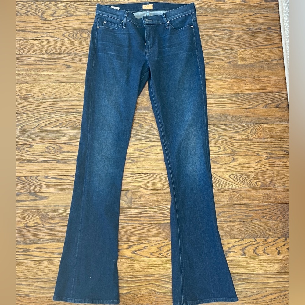 Mother jeans, The Runway, size 28.
